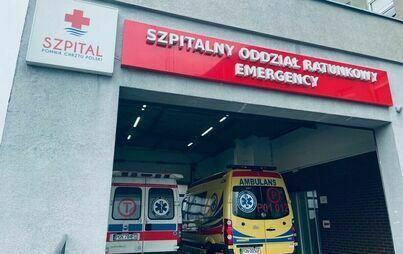 Zdjęcie do Nowa karetka dla gnieźnieńskiego Szpitala