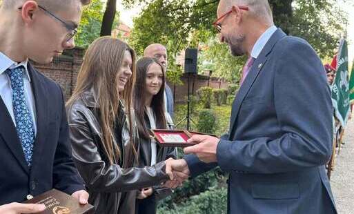 Zdjęcie do Młodzież pamięta o bohaterach