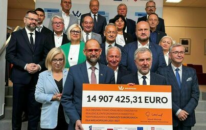 Zdjęcie do Blisko 15 mln euro dla samorządowc&oacute;w z gmin powiatu gnieźnieńskiego